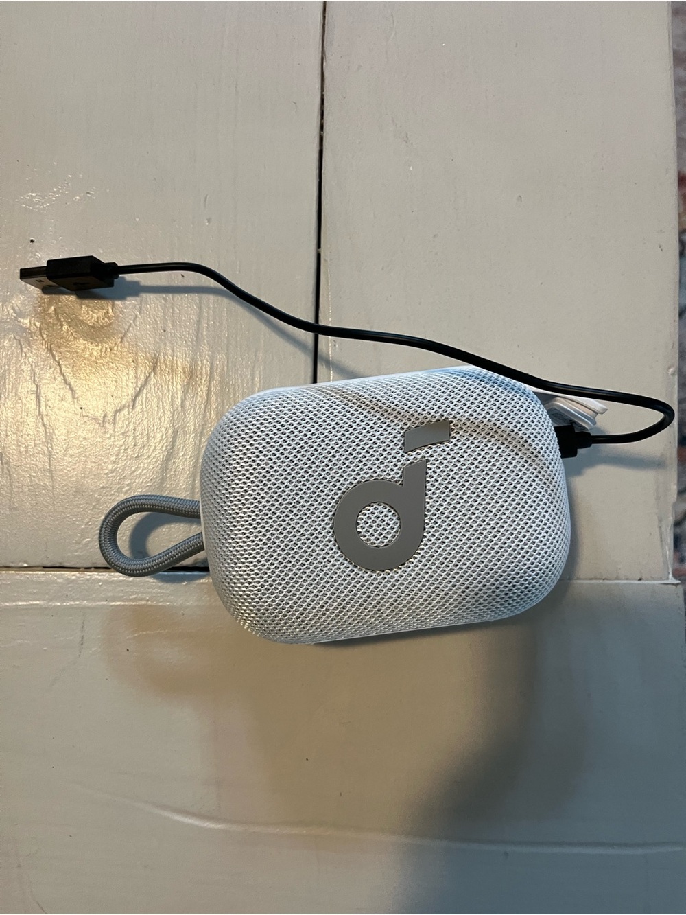 Portable Bluetooth Speaker - White